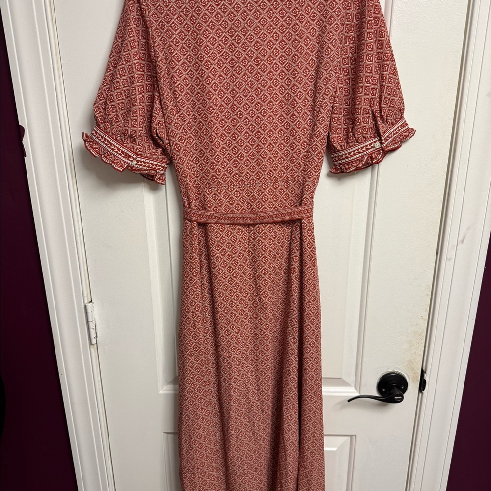 Long Red Patterned Dress with belt - Picture 3 of 4
